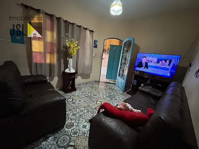 Casa com 145m² 4 quartos e 3 banheiros, à venda, no bairro Jardim Amália em Caçapava