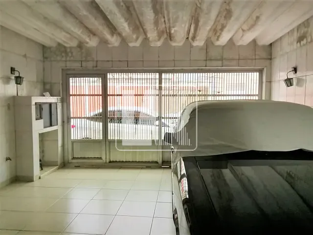Casa com 200m² 2 quartos e 1 banheiro, à venda, no bairro Vila Aquilino em Santo André