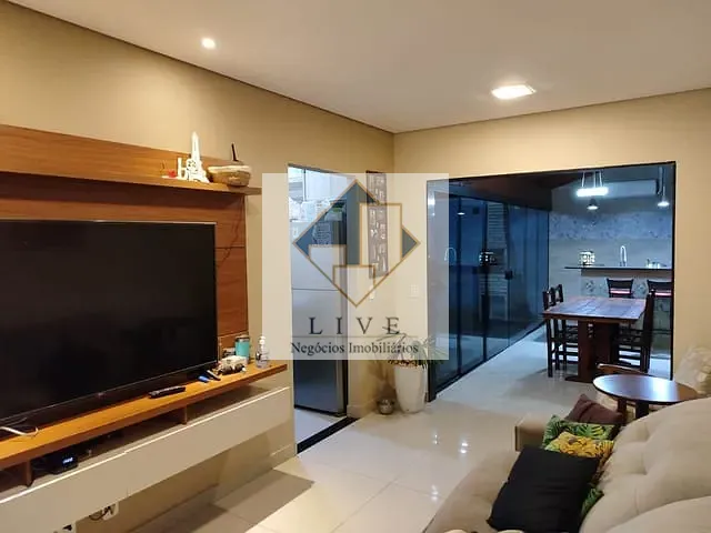 Casa 2 quartos e 2 banheiros, à venda, no bairro Residencial Real Parque Sumaré em Sumaré