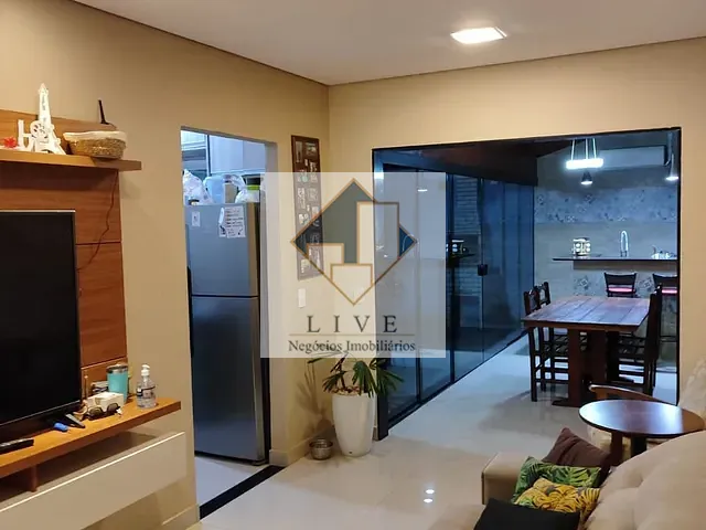 Casa 2 quartos e 2 banheiros, à venda, no bairro Residencial Real Parque Sumaré em Sumaré