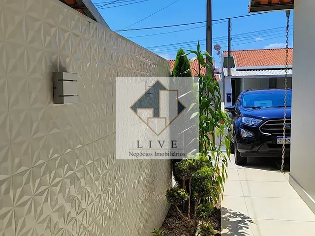 Casa 2 quartos e 2 banheiros, à venda, no bairro Residencial Real Parque Sumaré em Sumaré
