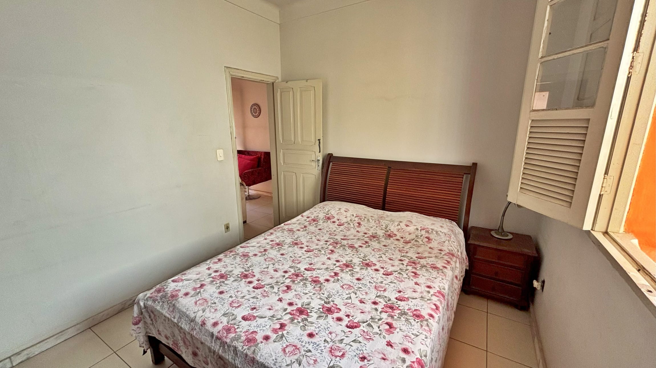 Casa à venda no bairro Padre Eustáquio, Belo Horizonte – 3 quartos, 2 vagas e 2 barracões nos fundos