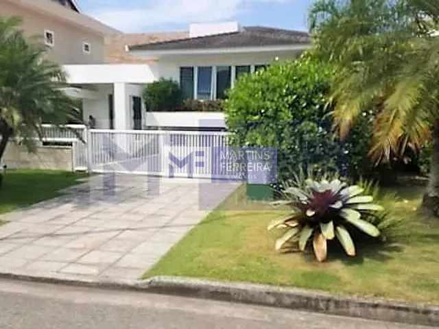 Casa com 660m² 4 quartos e 4 banheiros, à venda, no bairro Barra da Tijuca em Rio de Janeiro