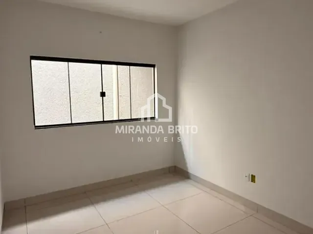 Casa 2 quartos e 2 banheiros, à venda, no bairro Jardim Miramar em Aparecida de Goiânia