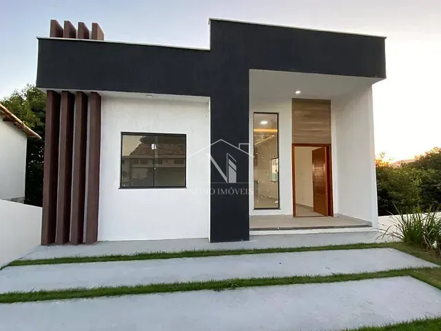 Casa com 360m² 3 quartos e 2 banheiros, à venda, no bairro Jacaroá em Maricá