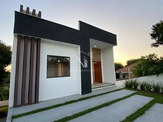 Casa com 360m² 3 quartos e 2 banheiros, à venda, no bairro Jacaroá em Maricá