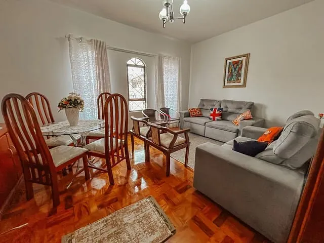 Casa com 360m² 3 quartos e 2 banheiros, à venda, no bairro Dom Ático em Londrina