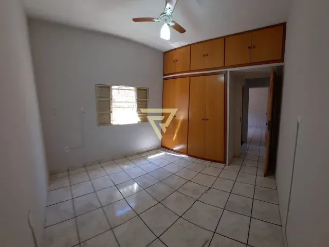 Casa com 90m² 2 quartos e 1 banheiro, à venda, no bairro Jardim Heitor Rigon em Ribeirão Preto