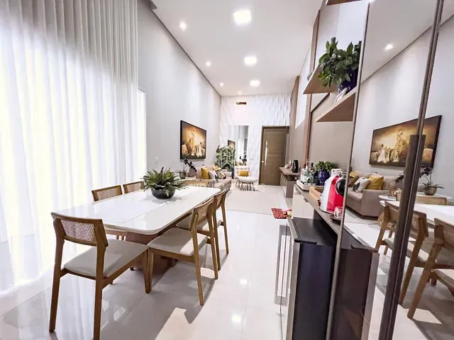 Casa 3 quartos e 4 banheiros, à venda, no bairro Condomínio Belvedere II em Cuiabá