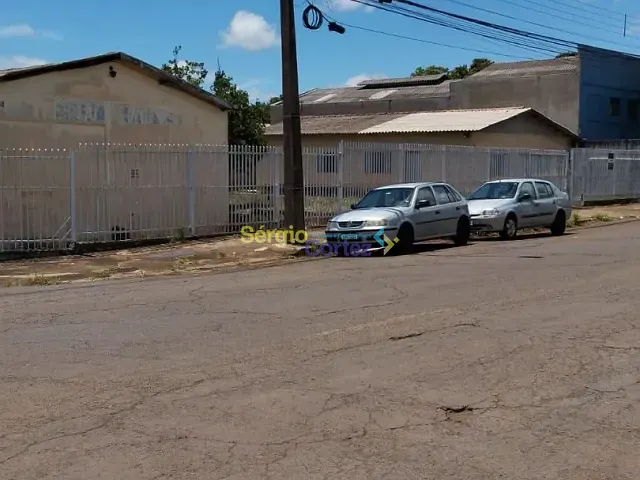 Casa à venda, no bairro Waldemar Hauer em Londrina
