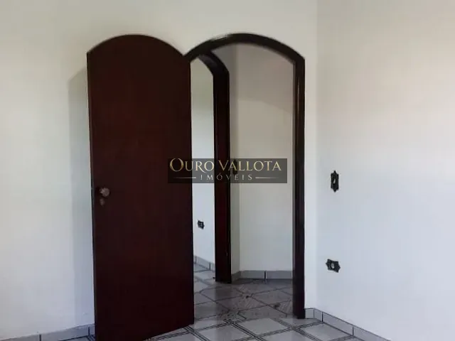 Casa com 400m² 3 quartos e 2 banheiros, à venda, no bairro Vila Dalila em São Paulo