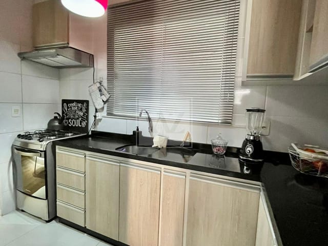 Casa 3 quartos e 2 banheiros, à venda, no bairro Cará-cará em Ponta Grossa