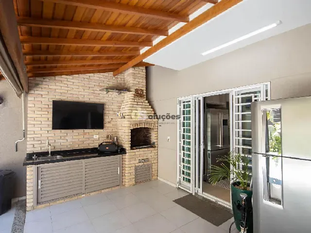 Casa com 400m² 3 quartos e 5 banheiros, à venda, no bairro Horto Florestal em São Paulo