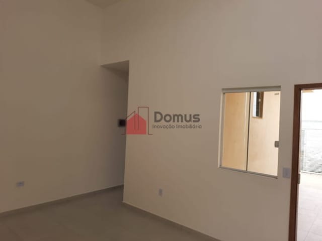Casa com 100m², à venda, no bairro Loteamento Residencial e Comercial Araguaia em Pindamonhangaba