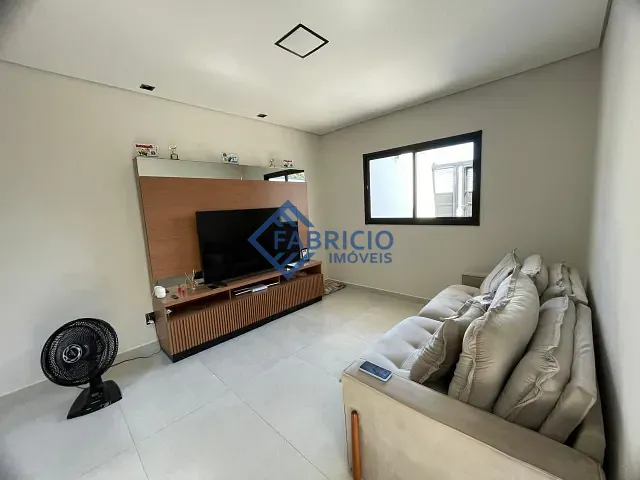 Casa com 125m² 3 quartos e 2 banheiros, à venda, no bairro Parque São José em Vinhedo