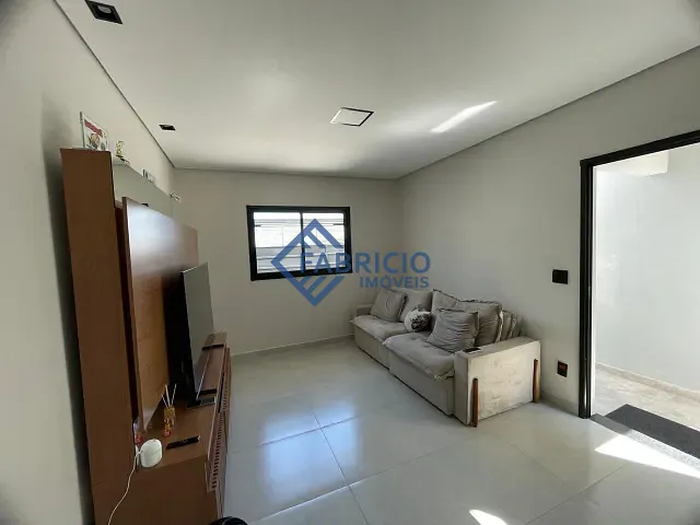 Casa com 125m² 3 quartos e 2 banheiros, à venda, no bairro Parque São José em Vinhedo