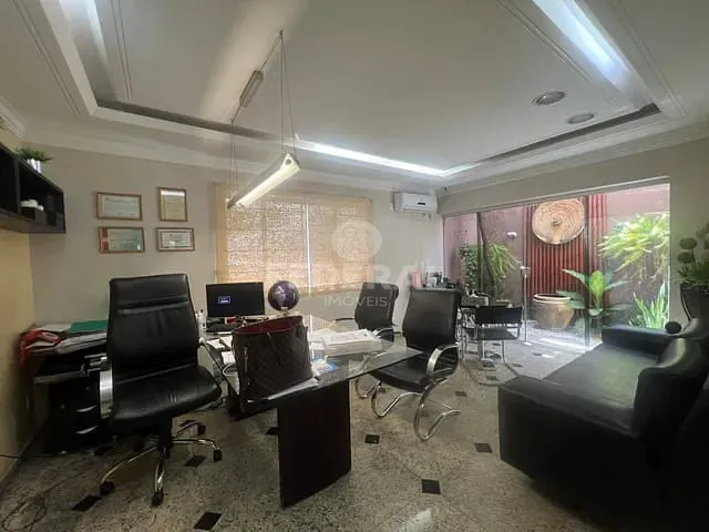 Casa para alugar, no bairro Setor Marista em Goiânia