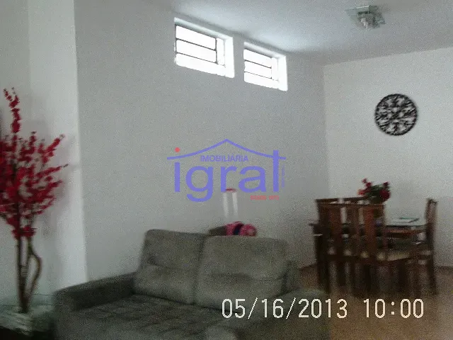 Casa com 660m² 3 quartos e 2 banheiros, à venda, no bairro Cidade Vargas em São Paulo