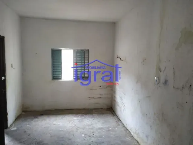 Casa com 660m² 3 quartos e 2 banheiros, à venda, no bairro Cidade Vargas em São Paulo