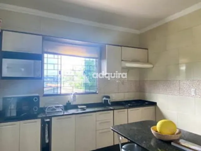 Casa com 765m² 4 quartos e 3 banheiros, à venda, no bairro Ronda em Ponta Grossa