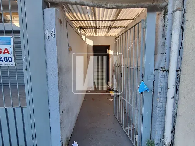 Casa com 118m² 2 quartos e 1 banheiro, para alugar, no bairro Vila Sacadura Cabral em Santo André