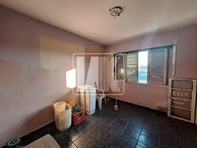 Casa com 118m² 2 quartos e 1 banheiro, para alugar, no bairro Vila Sacadura Cabral em Santo André