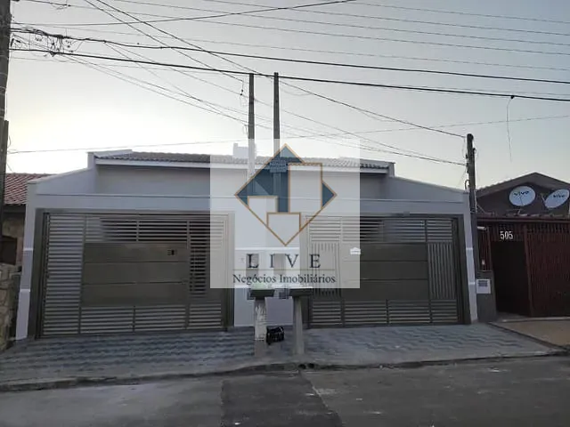Casa 3 quartos e 2 banheiros, à venda, no bairro Vila Mollon IV em Santa Bárbara D'Oeste