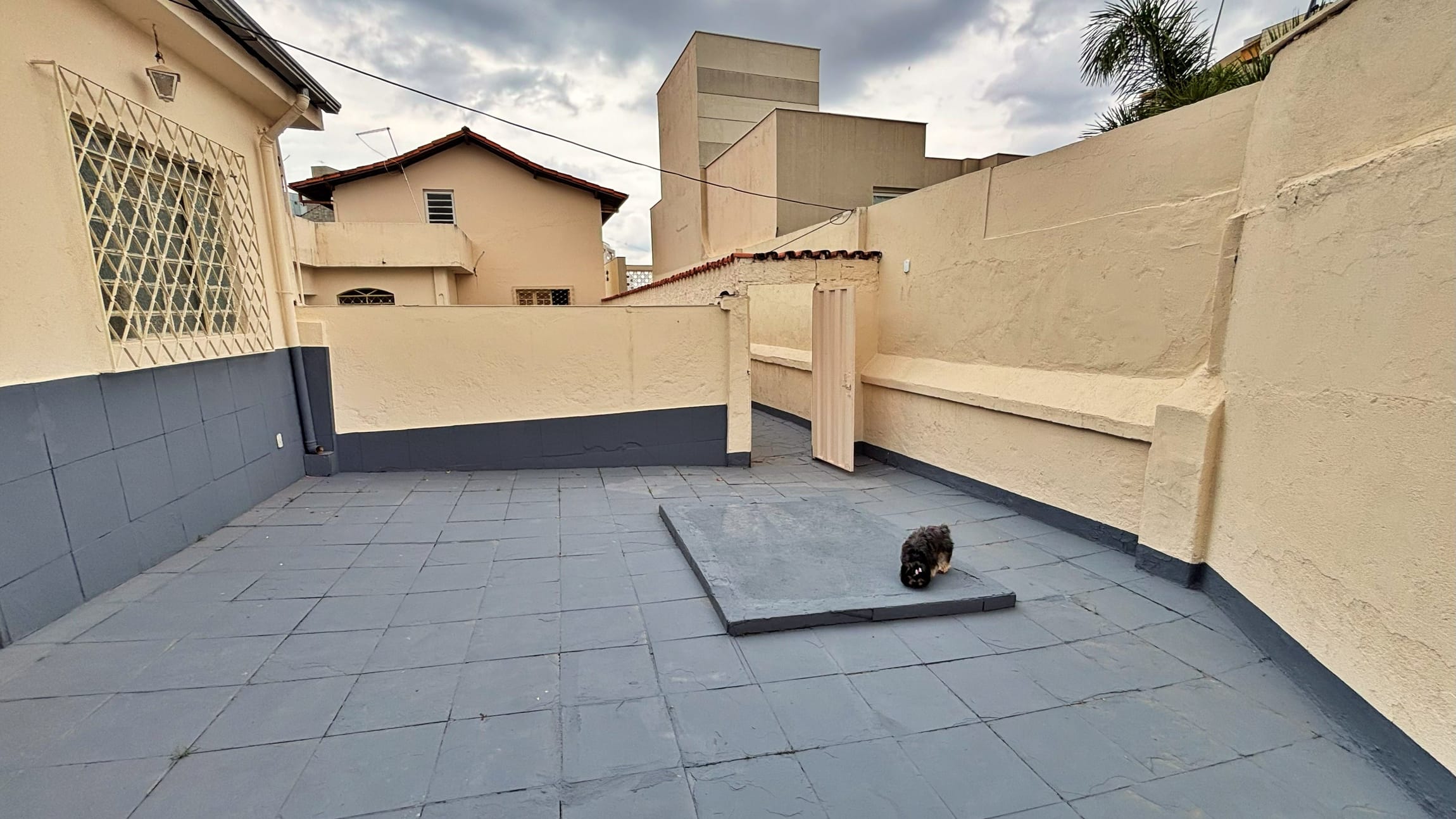 Casa à venda no bairro Caiçara, Belo Horizonte – 3 quartos, 4 vagas e piscina