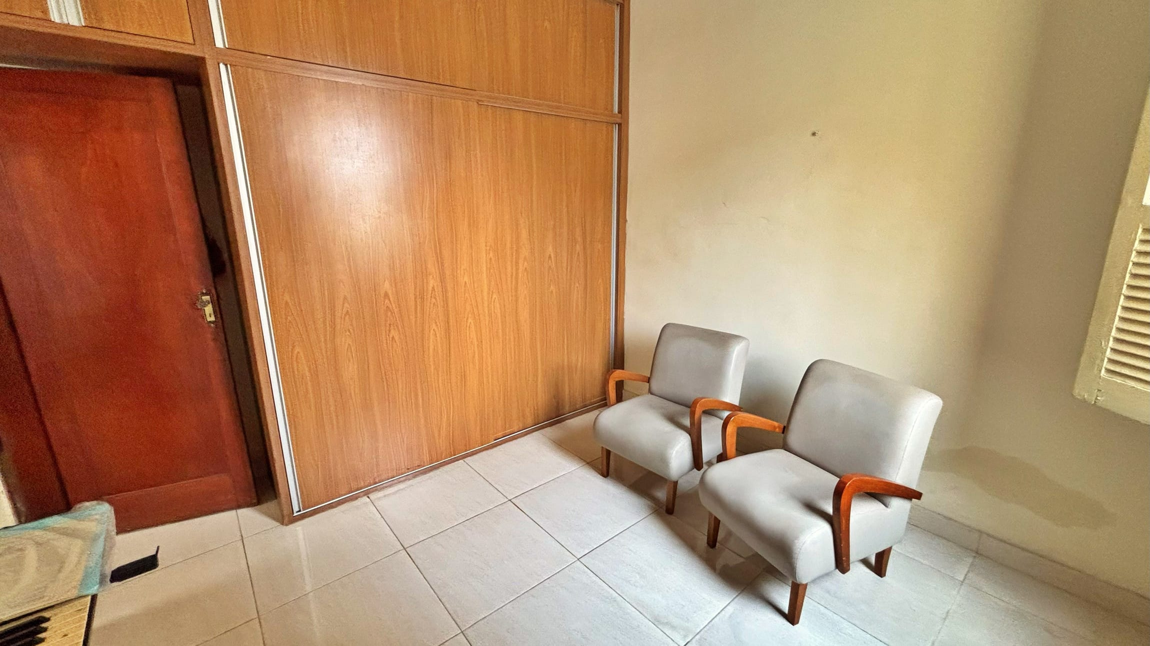 Casa à venda no bairro Caiçara, Belo Horizonte – 3 quartos, 4 vagas e piscina