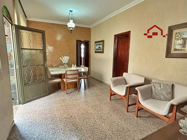 Casa 3 quartos e 2 banheiros, à venda, no bairro Caiçaras em Belo Horizonte