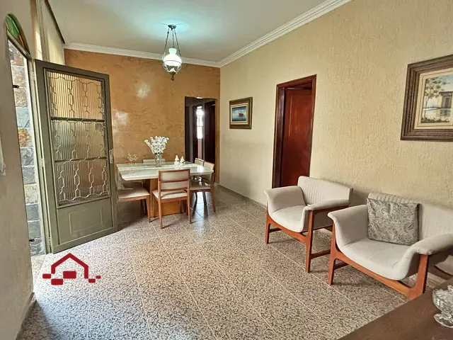 Casa 3 quartos e 2 banheiros, à venda, no bairro Caiçaras em Belo Horizonte