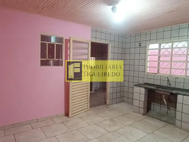 Casa com 70m² 2 quartos e 2 banheiros, para alugar, no bairro Vila Moreira em São José do Rio Preto
