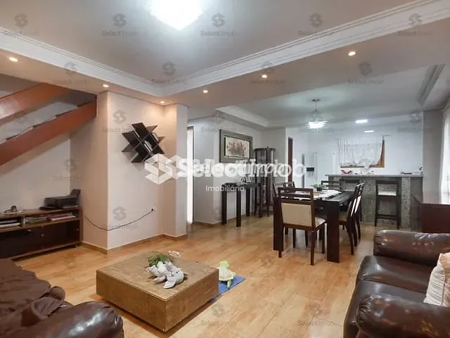 Casa com 95m² 2 quartos e 3 banheiros, à venda, no bairro Vila Flórida em Mauá