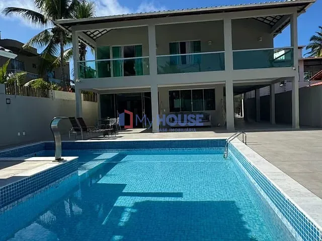 Casa com 560m² 4 quartos e 3 banheiros, à venda, no bairro Olivença em Ilhéus