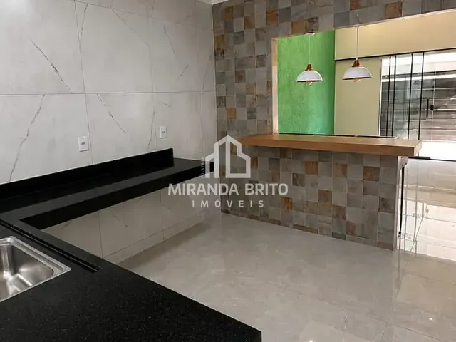 Casa 2 quartos e 2 banheiros, à venda, no bairro Parque Montreal em Aparecida de Goiânia