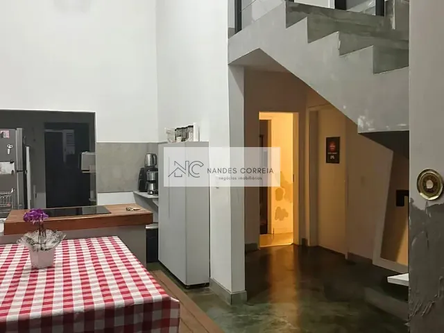 Casa 3 quartos e 3 banheiros, à venda, no bairro Coliseu em Londrina