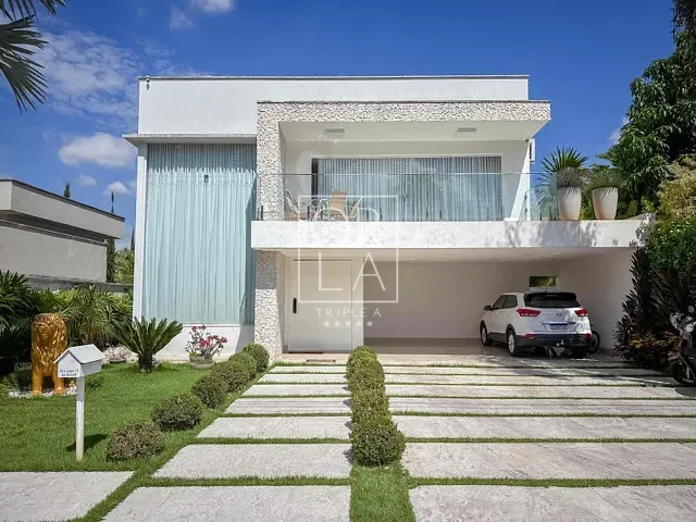 Casa com 450m² 4 quartos e 5 banheiros, à venda, no bairro Condomínio do Lago em Goiânia