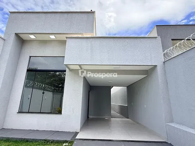 Casa com 270m² 3 quartos e 3 banheiros, à venda, no bairro Jardim Helvécia em Aparecida de Goiânia