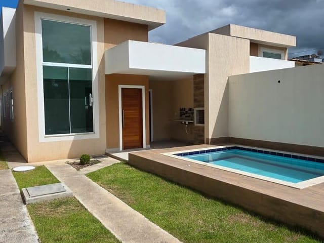 Casa 3 quartos e 1 banheiro, à venda, no bairro Village Rio das Ostras em Rio das Ostras