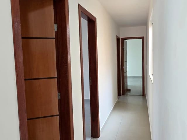 Casa 3 quartos e 1 banheiro, à venda, no bairro Village Rio das Ostras em Rio das Ostras