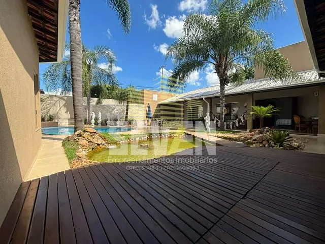 Casa com 670m² 4 quartos e 6 banheiros, à venda, no bairro Jardim Colonial em Bauru