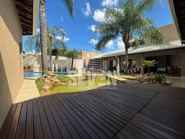 Casa com 670m² 4 quartos e 6 banheiros, à venda, no bairro Jardim Colonial em Bauru