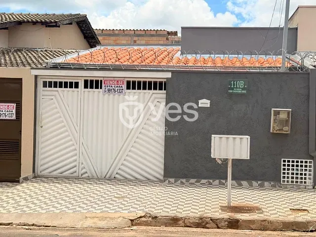 Casa 2 quartos e 1 banheiro, à venda, no bairro Loteamento Novo Pão de Açúcar em Araxá