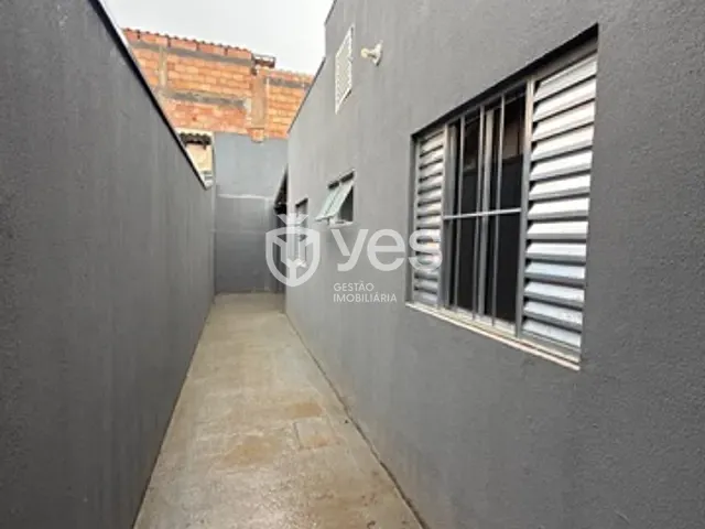Casa 2 quartos e 1 banheiro, à venda, no bairro Loteamento Novo Pão de Açúcar em Araxá