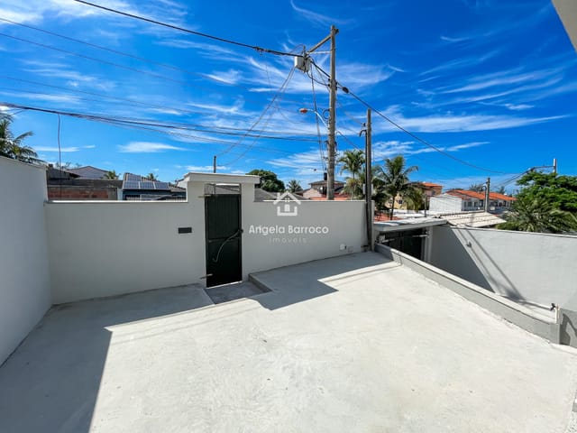 Casa com 480m² 2 quartos e 3 banheiros, à venda, no bairro Jardim Atlântico Central (Itaipuaçu) em Maricá