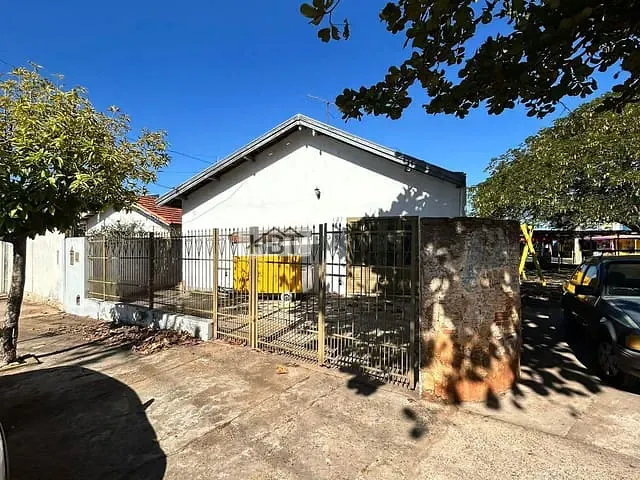 Casa 3 quartos e 3 banheiros, à venda, no bairro Núcleo Residencial Alto Alegre em Bauru