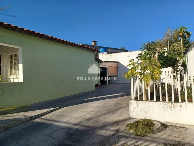 Casa com 462m² 2 quartos e 1 banheiro, à venda, no bairro Vila Haro em Sorocaba