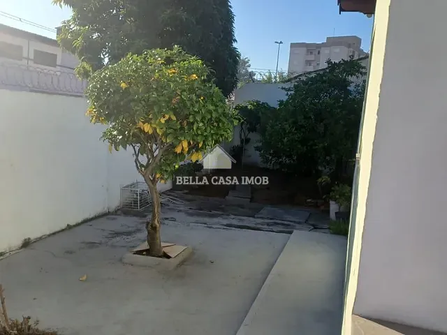 Casa com 462m² 2 quartos e 1 banheiro, à venda, no bairro Vila Haro em Sorocaba