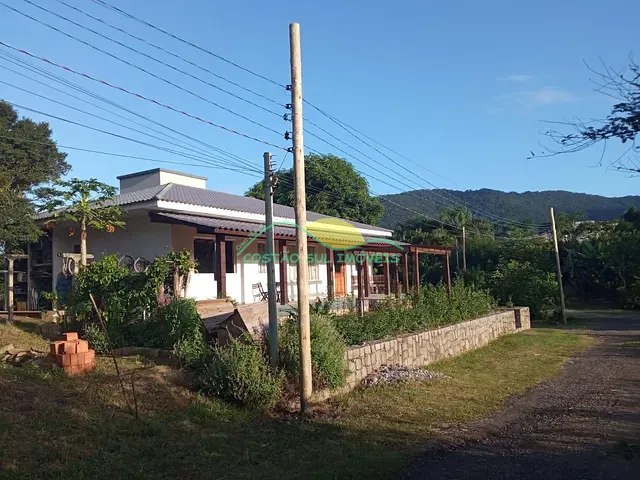 Casa com 360m² 3 quartos e 2 banheiros, à venda, no bairro Ribeirão da Ilha em Florianópolis