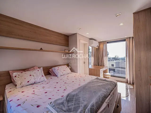 Casa com 170m² 2 quartos e 3 banheiros, à venda, no bairro Granja Viana em Cotia